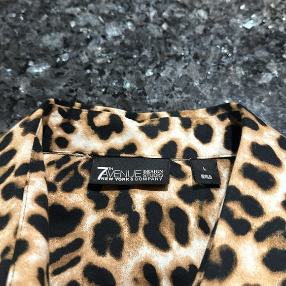 7Avenue design New York company Leopard Print Button Down Shirt - Picture 7 of 7